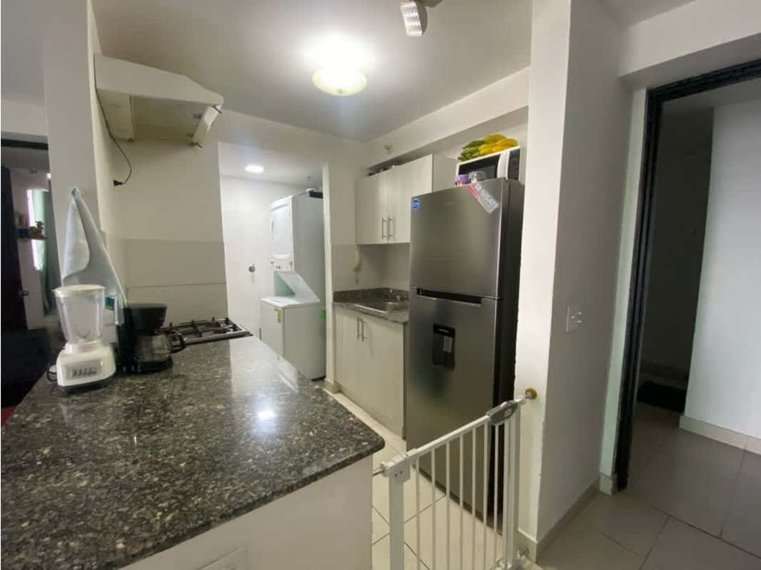 Modern granite kitchen with appliances PH Riverside Parque Lefevre Panama