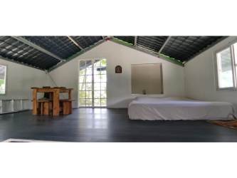 Covered balcony with rural panoramic views farmhouse in Rio la Poma Los Llanitos Panama