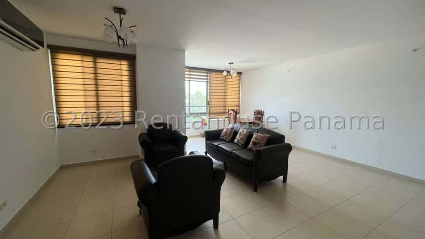 Second bedroom with wardrobe PH Vista Verde Betania Panama