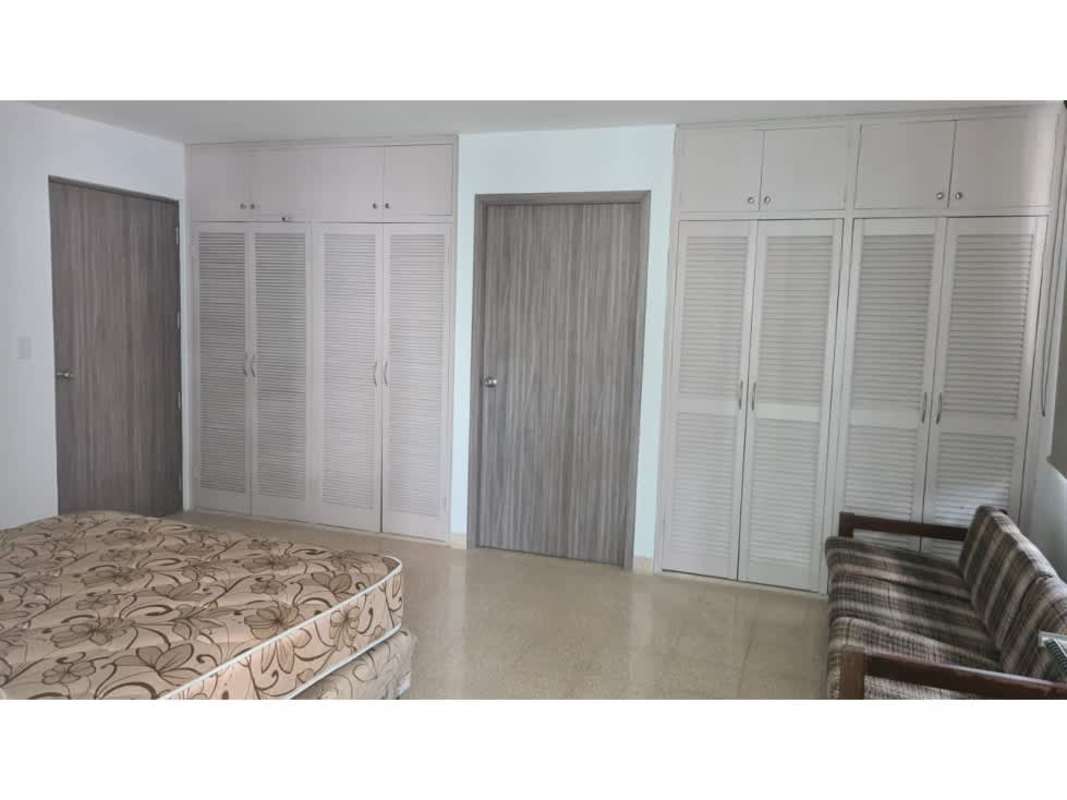 Bedroom space with ample storage PH Biarritz Obarrio Panama