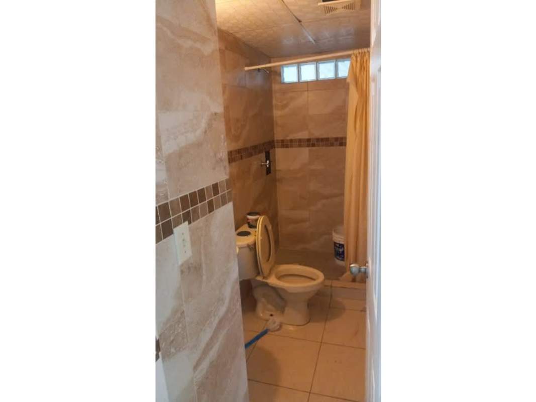 Bedroom with window, tiled floors, AC slot, Las Palmeras Rio Abajo Panama