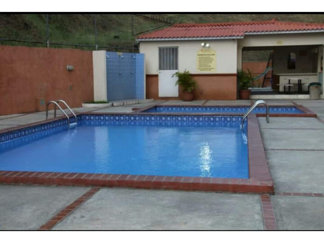 Community swimming pool area with kids pool, showers and sun deck PH Mallorca Park Los Andes Panama