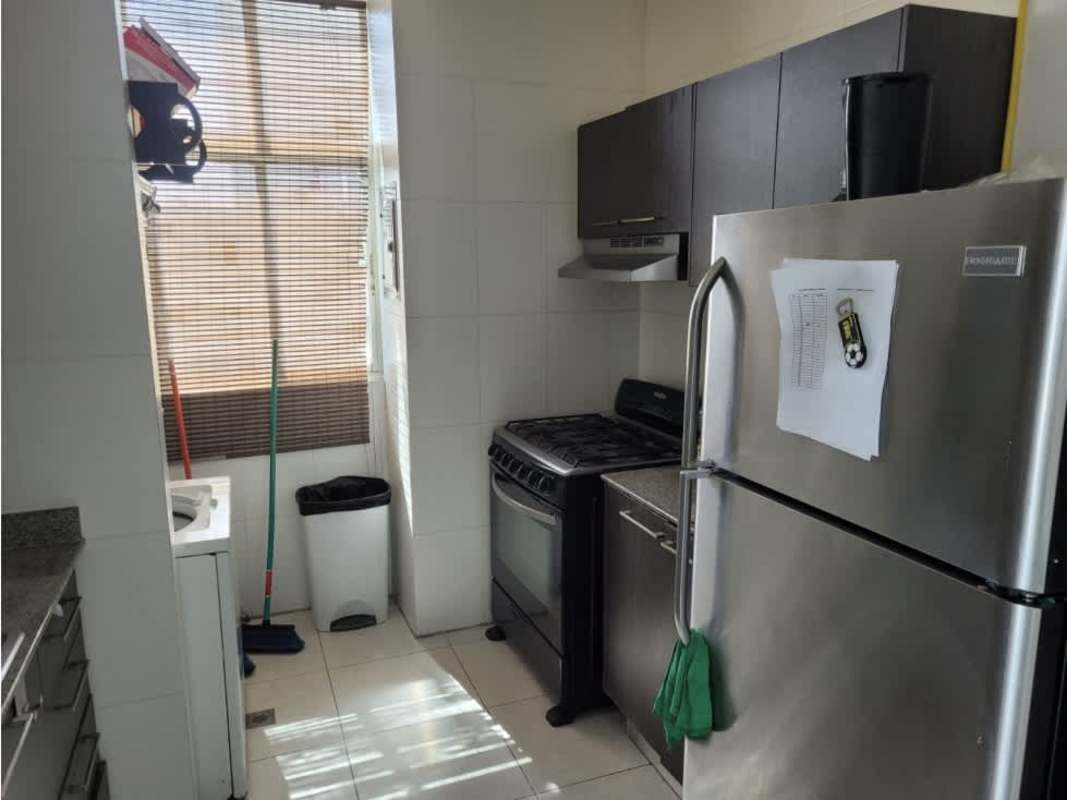 Modern kitchen with granite countertops PH Vivendi Tower Edison Park Panama