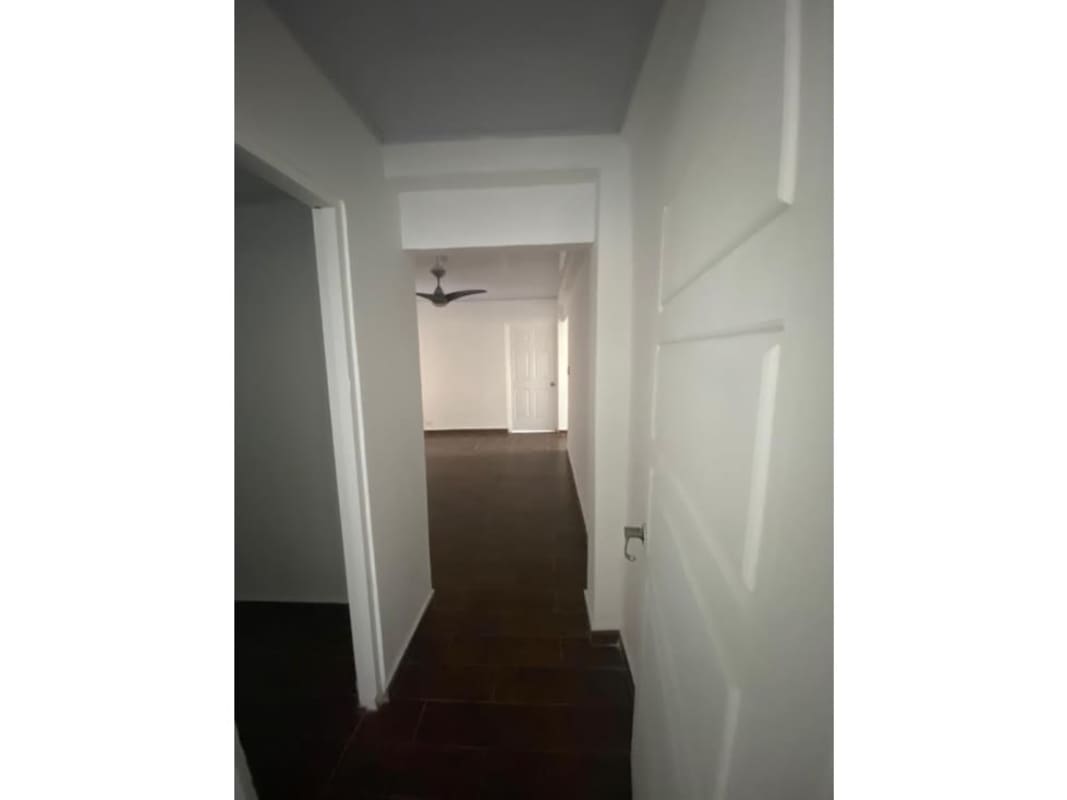 Spacious 3BR House with Garden and Pool Los Ríos Ancón