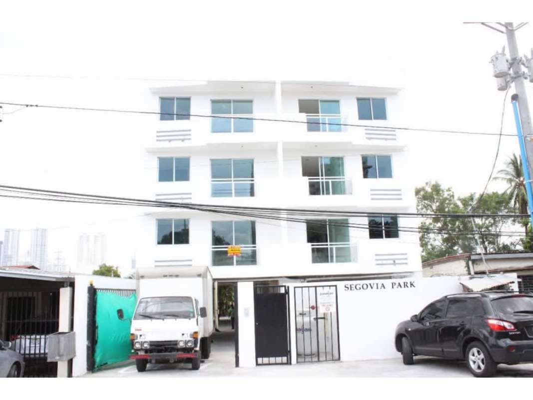 Dining area with glass table and ceiling fan inside semi-furnished apartment Parque Lefevre Panama