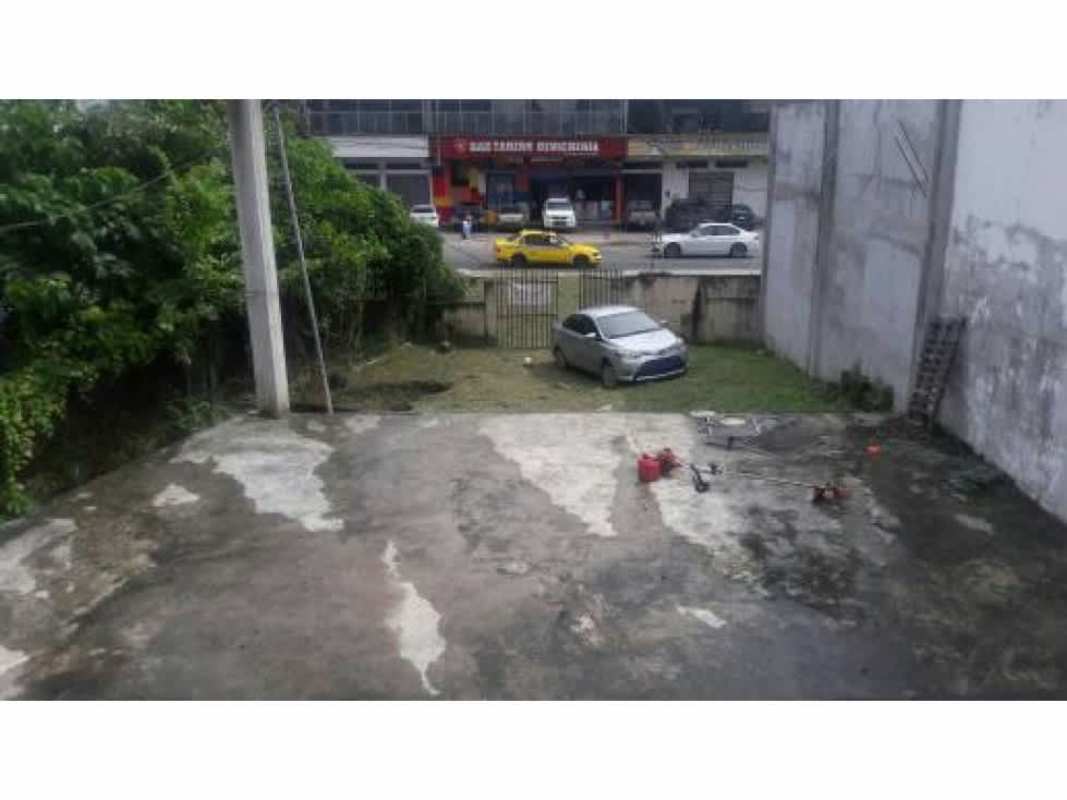 Concrete yard with parking space commercial property Monte Oscuro Panama
