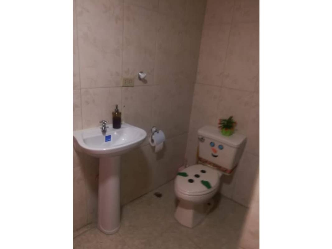 Commercial House Monte Oscuro Victoriano Lorenzo 363m2