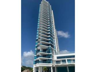 Beachfront 1BR Ocean View Condo Royal Palm Gorgona