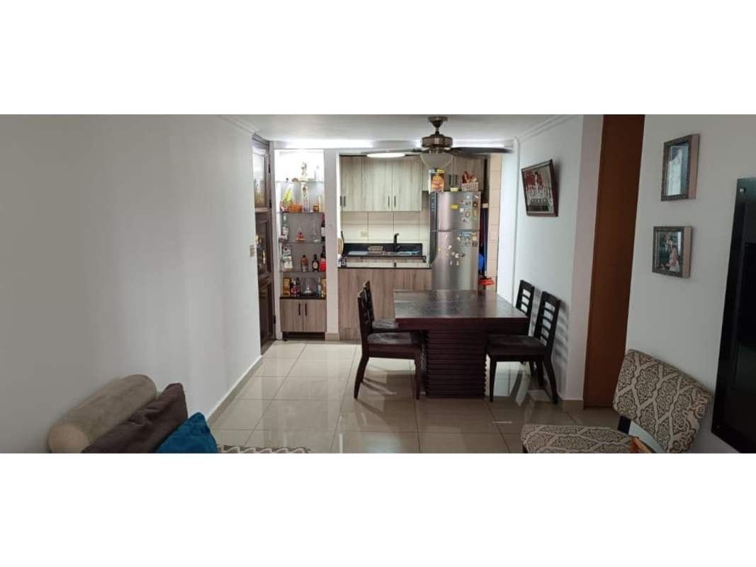 Community swimming pool with deck in PH 4 Islas Río Abajo Panama