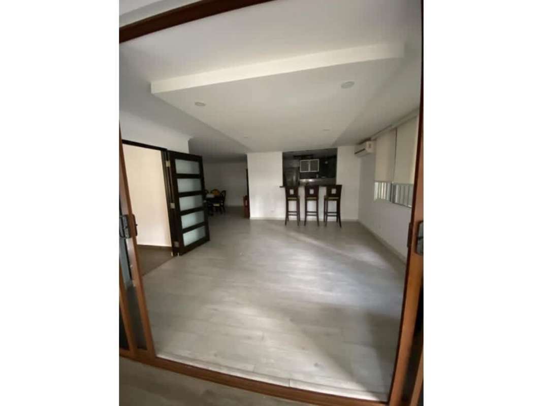 Bathroom with shower vanity tile PH Girasol Marbella Panama apartment for sale