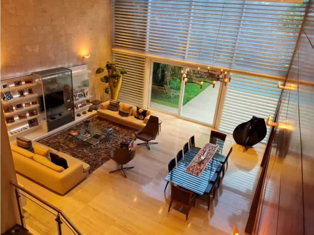 Dining room with marble flooring, modern furniture PH Costa Esmeralda Costa Sur Panama