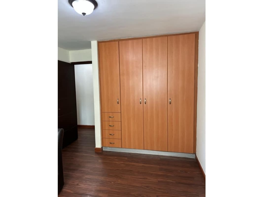 Spacious 2BR Apartment with Balcony in PH Sunrise Tower Obarrio