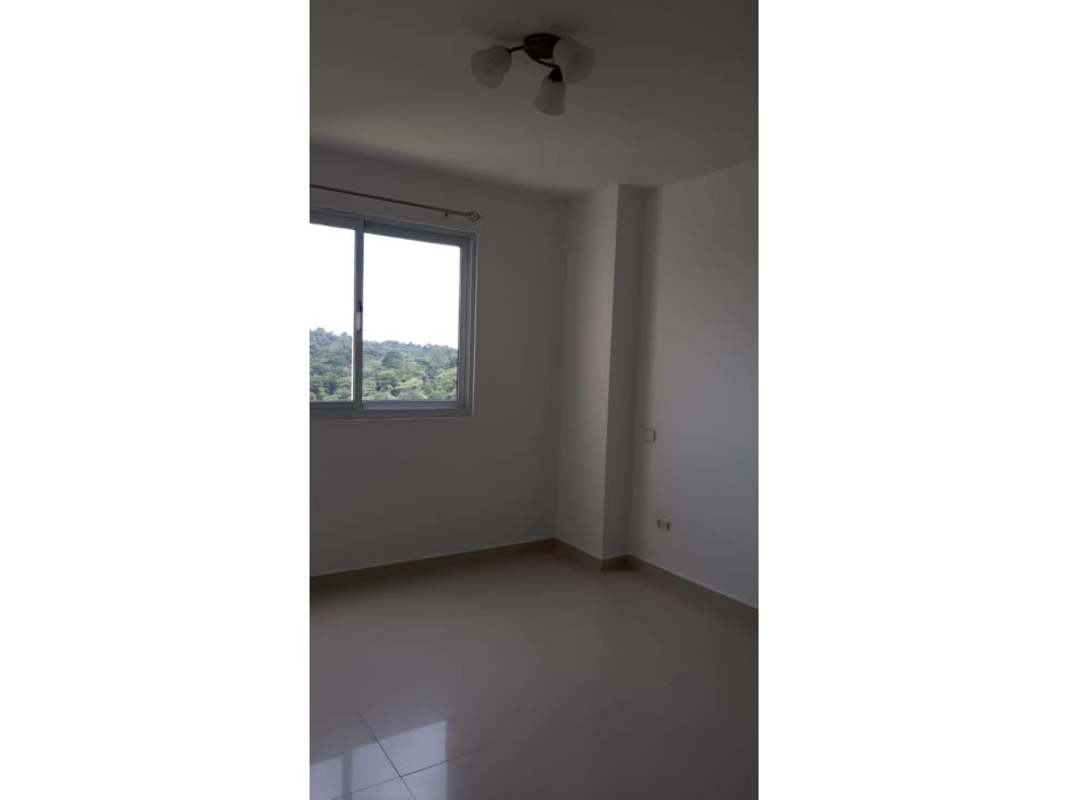 Bedroom side view with sliding closet doors tile floor PH Altamira Gardens Ancón Panama