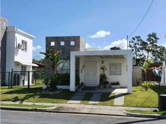 Fully equipped kitchen with appliances in villa at The Village Beach Residences San Carlos Panama