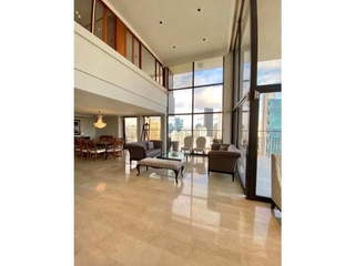 Penthouse Apartment for Sale in Bella Vista - 3 bedrooms