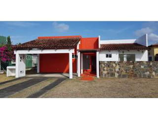 Single-family beach house for Sale in Chame - 2 bedrooms
