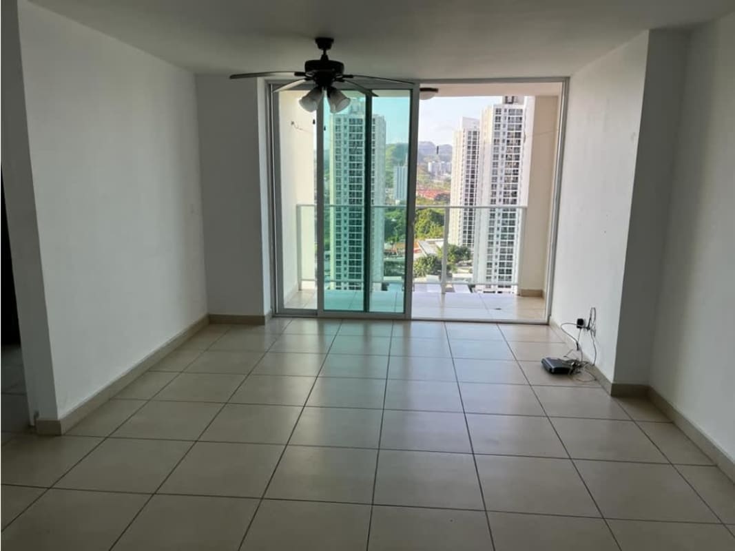 Modern 2BR Apartment PH Kings Park, Condado del Rey