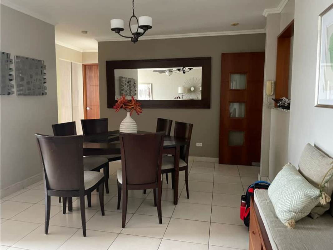 Dining room with mirror, chandelier, modern decor PH Paradise Tower Hato Pintado Panama