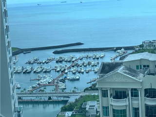 Apartment for Sale in San Francisco - 2 bedrooms