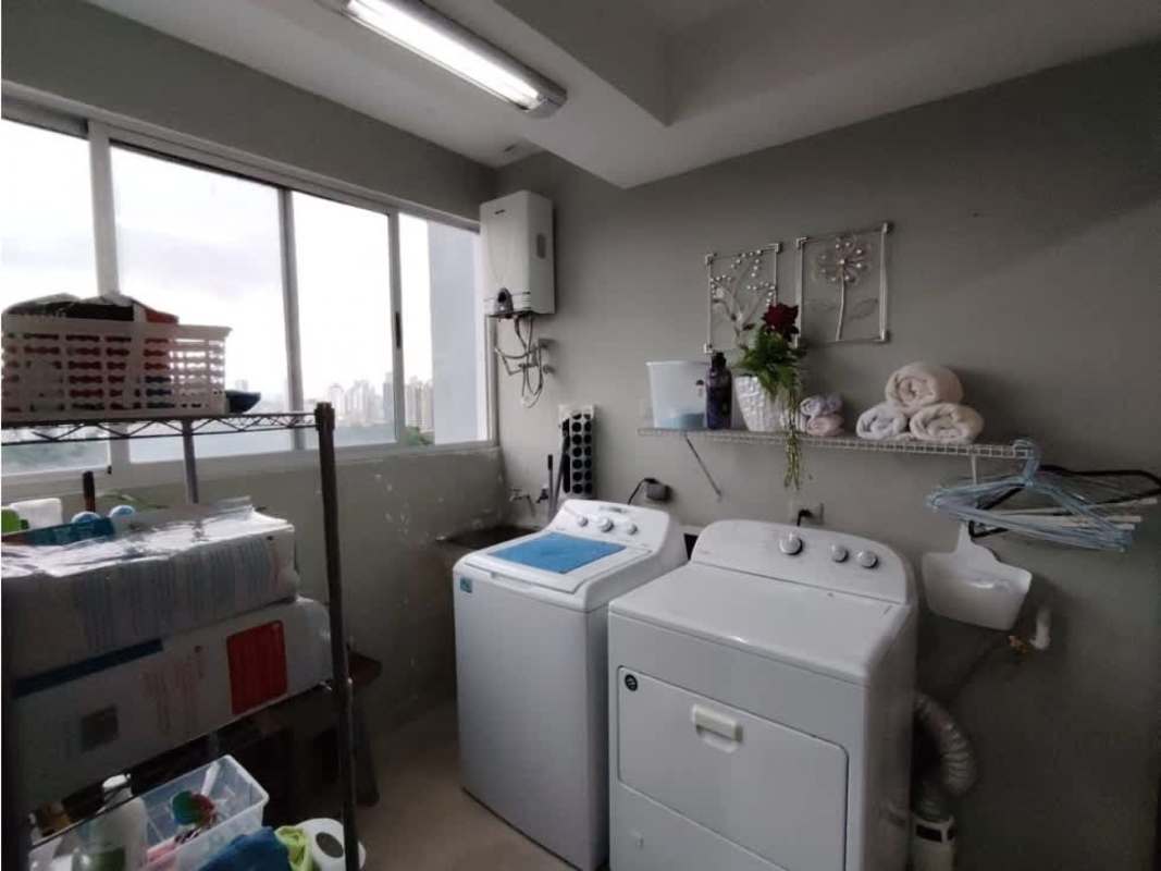 Master bedroom with closet, big windows, in PH Window Tower Panama City