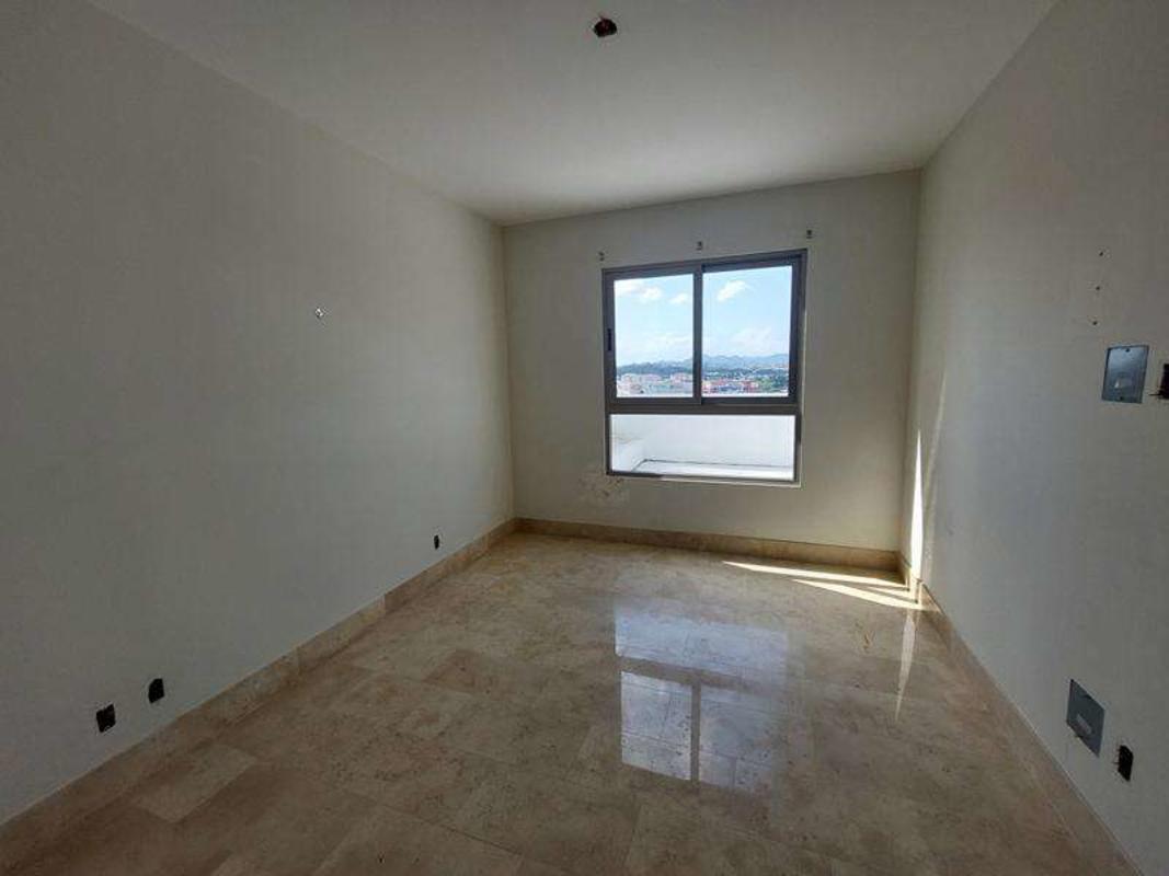 Unfurnished bedroom with marble tiles and city views PH Greenview Residences Panama