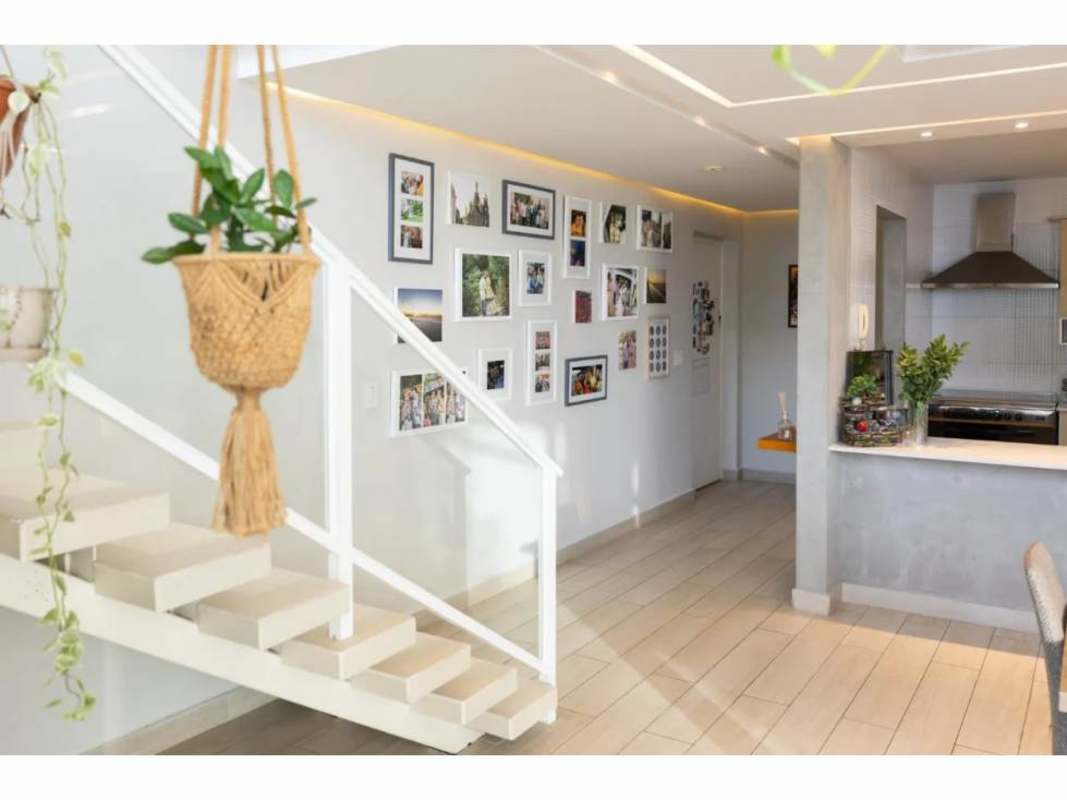 Kitchen with stainless steel appliances in PH Blue Park Panama City