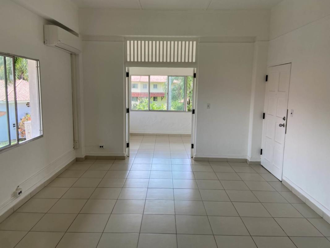 Bedroom with ceramic tile floor, closet and window natural lighting in Residencial Albrook Gardens Panama