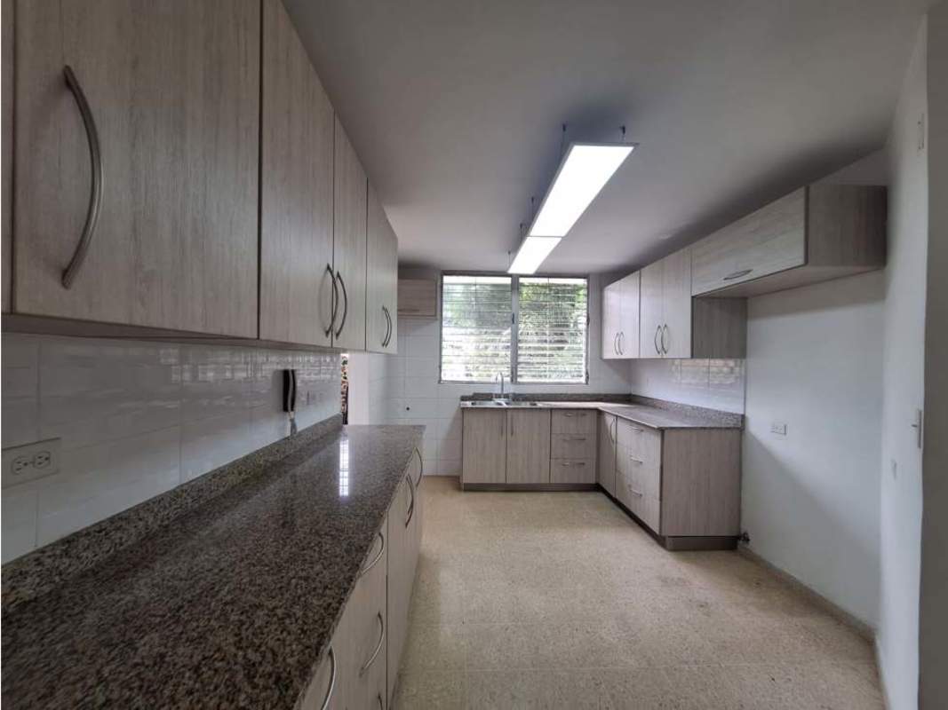 Bathroom with granite countertop, shower enclosure in PH Royal Plaza El Carmen Panama
