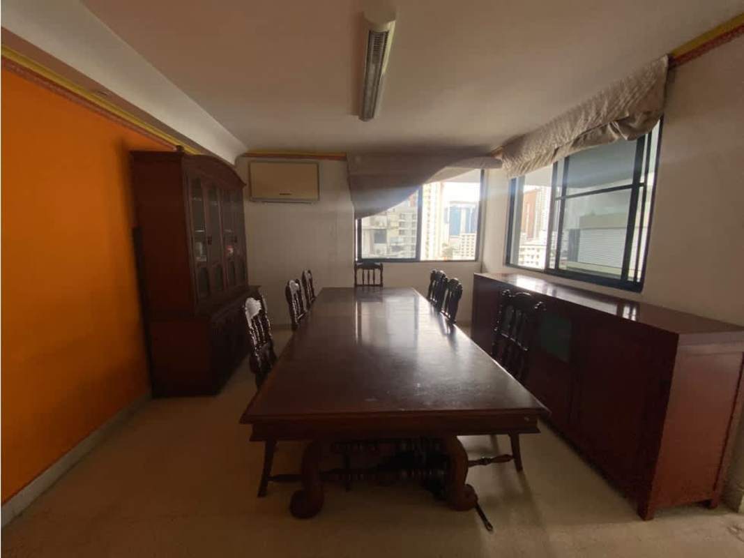 Furnished second bedroom with AC, ceiling fan, closet in PH Setton Place Panama