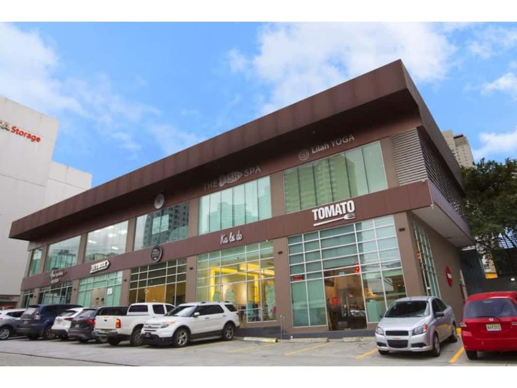 Bright open-plan commercial space with large windows overlooking the city in Plaza 75 San Francisco