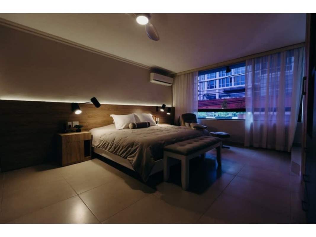 Private balcony overlooking Panama City skyline and ocean PH Pestranza Coco del Mar