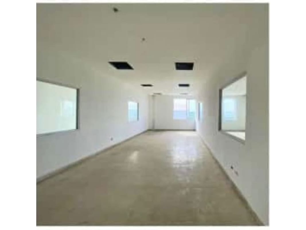 Mezzanine office spaces overlooking warehouse in Parque Industrial de Las Americas Tocumen Panama