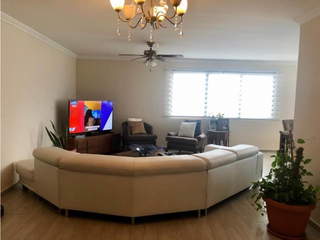 Apartment for Sale in San Francisco - 3 bedrooms