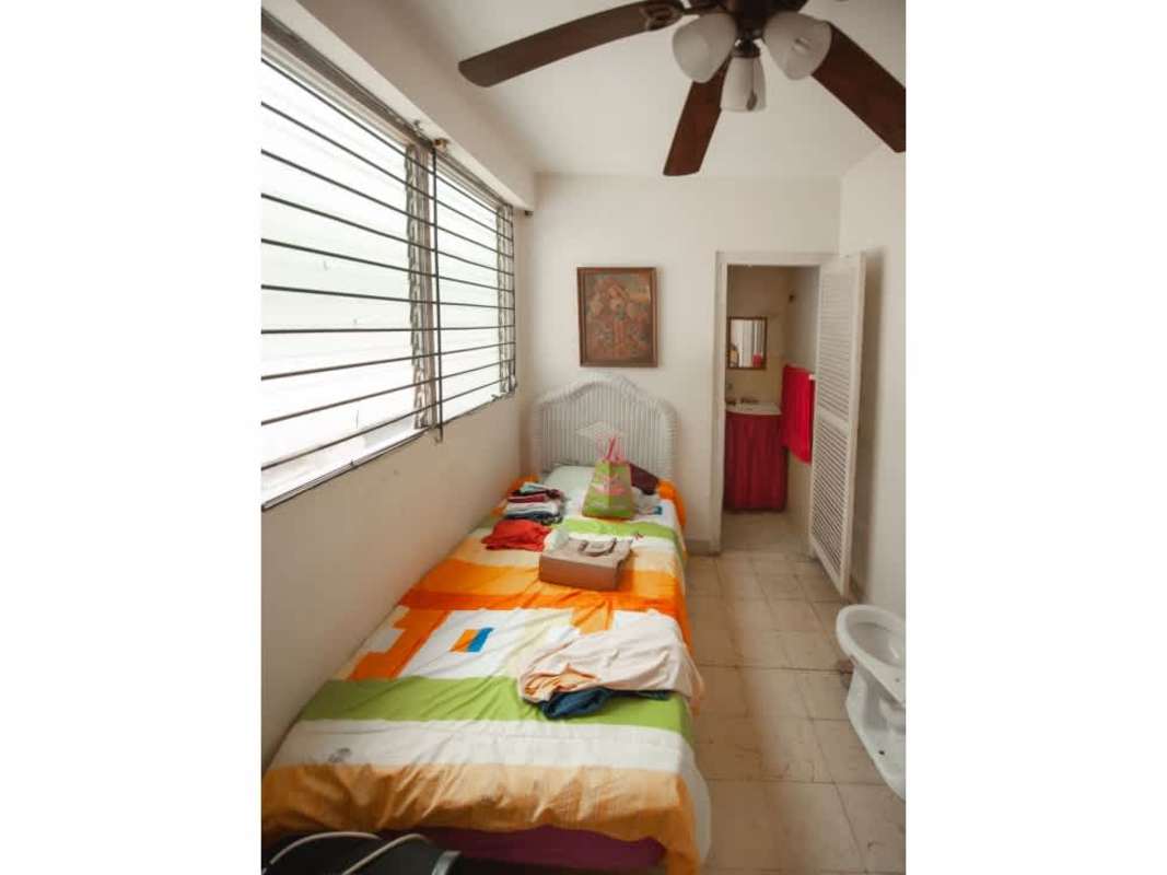 Dining room and living space with balcony PH Majurova El Cangrejo Panama