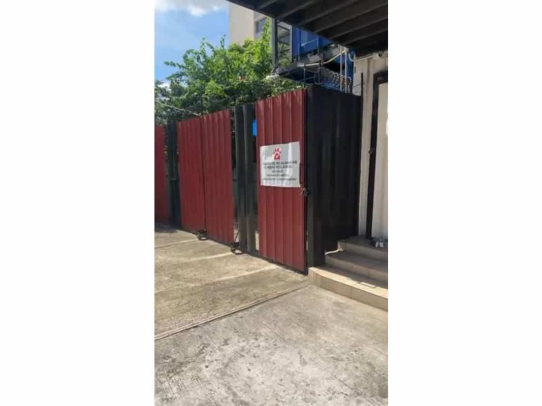 Retail units and residential apartments on commercial lot Via España and Via Porras Panama City