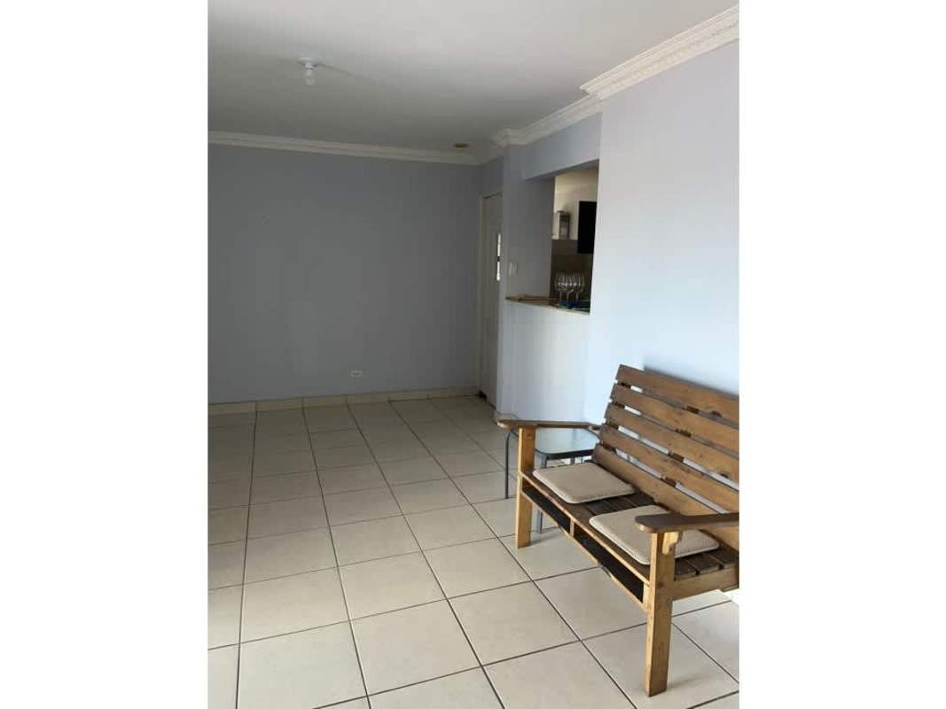 Modern bathroom ceramic tiles shower vanity PH Paradise Towers Panama