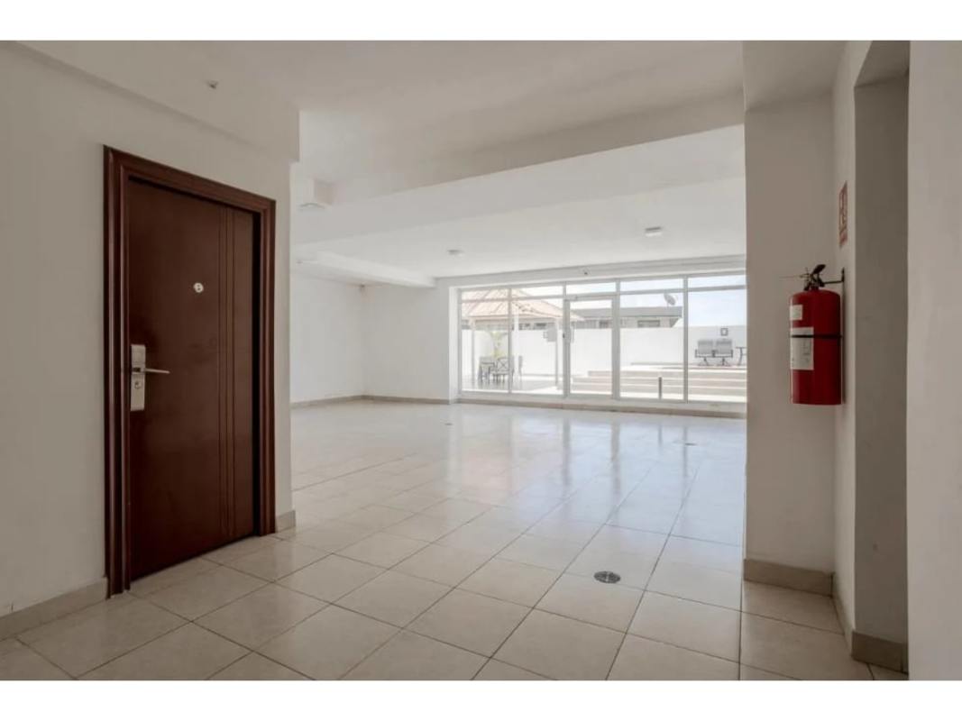 Contemporary reception lobby in PH Sorrento apartments Panama City