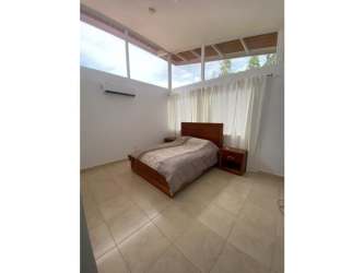 Spacious master bedroom with balcony access, walk-in closet, AC, tile floors Paradise Point Gorgona