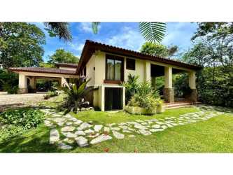 Covered patio terrace with mountain and river views at Penonomé Coclé Panama