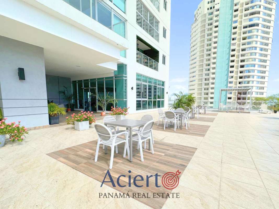 Modern Loft for Sale in PH Coco del Mar Panama