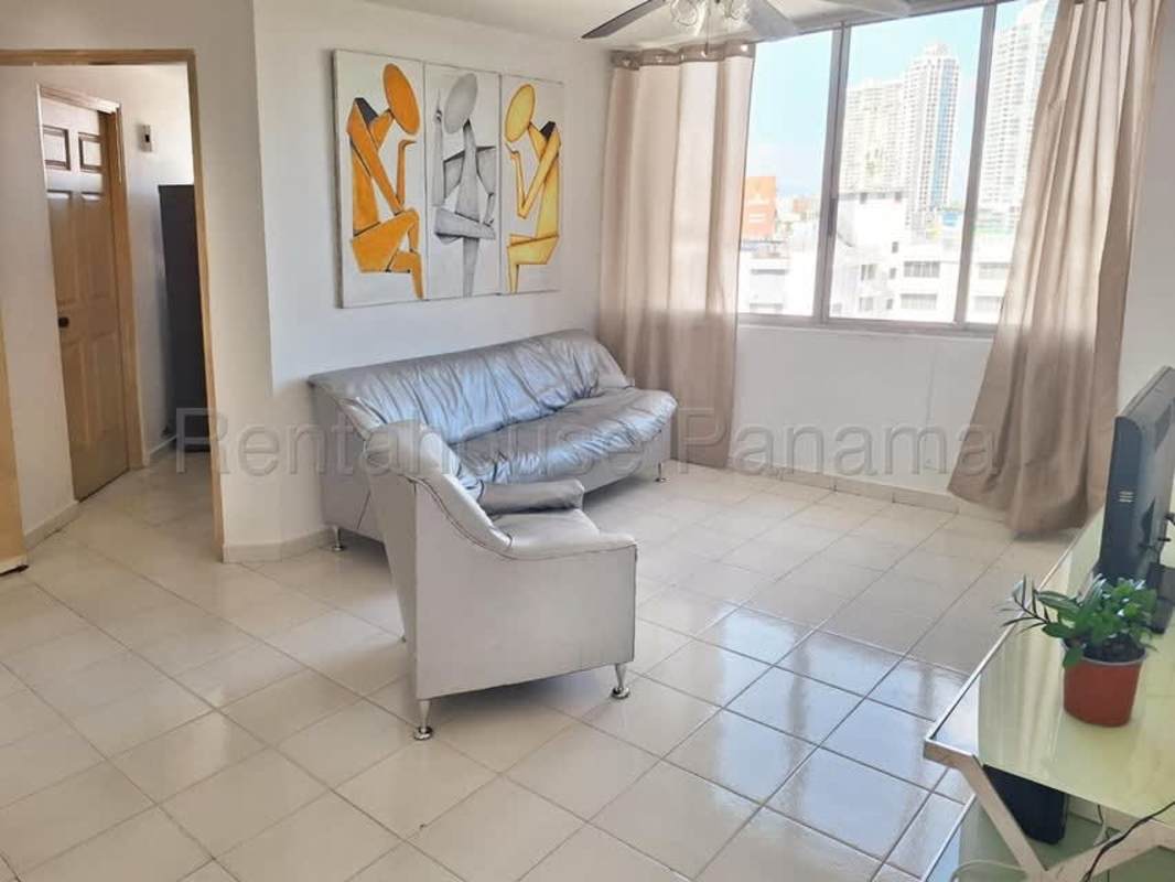 Rooftop pool deck with city skyline views PH Excelsior Plaza Panama