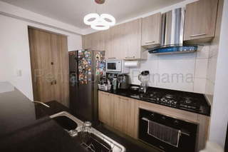 Apartment for Sale in San Francisco - 3 bedrooms