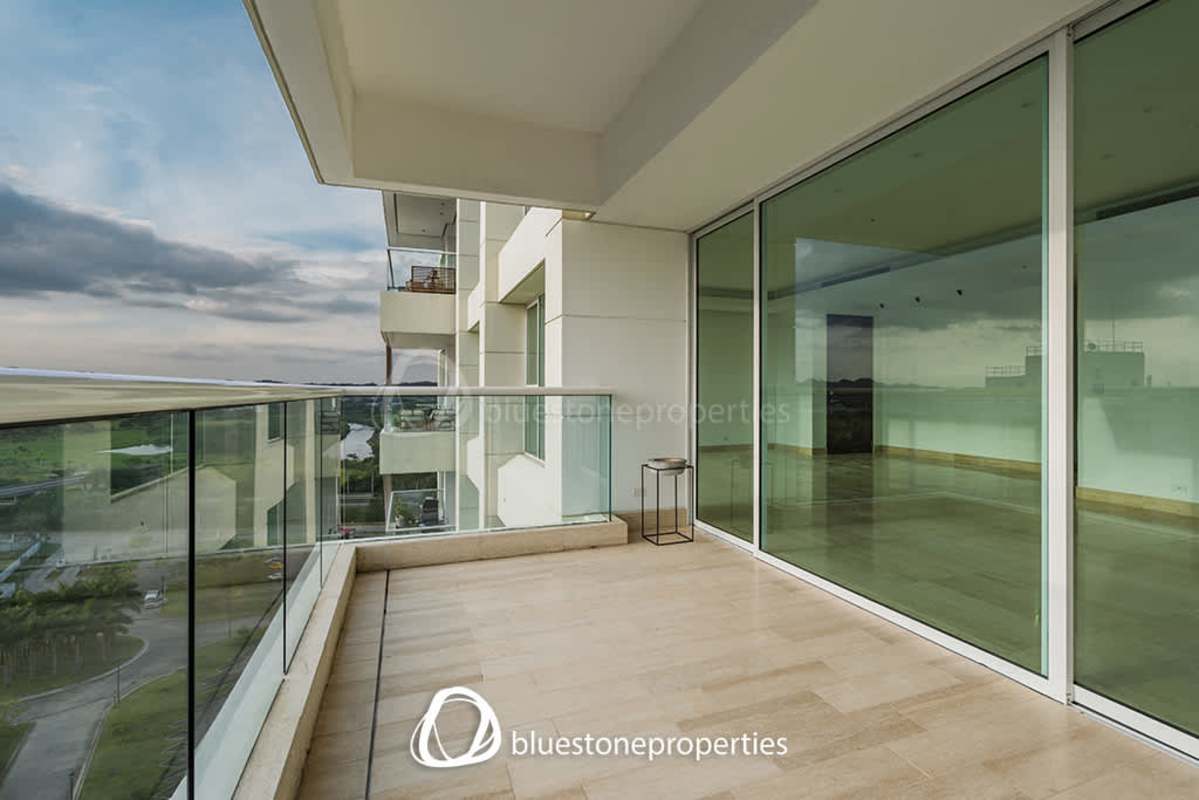 Luxury 3BR Sea-View Apartment in Santa Maria Panama