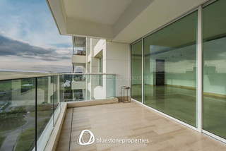 Apartment for Sale in Santa Maria - 3 bedrooms