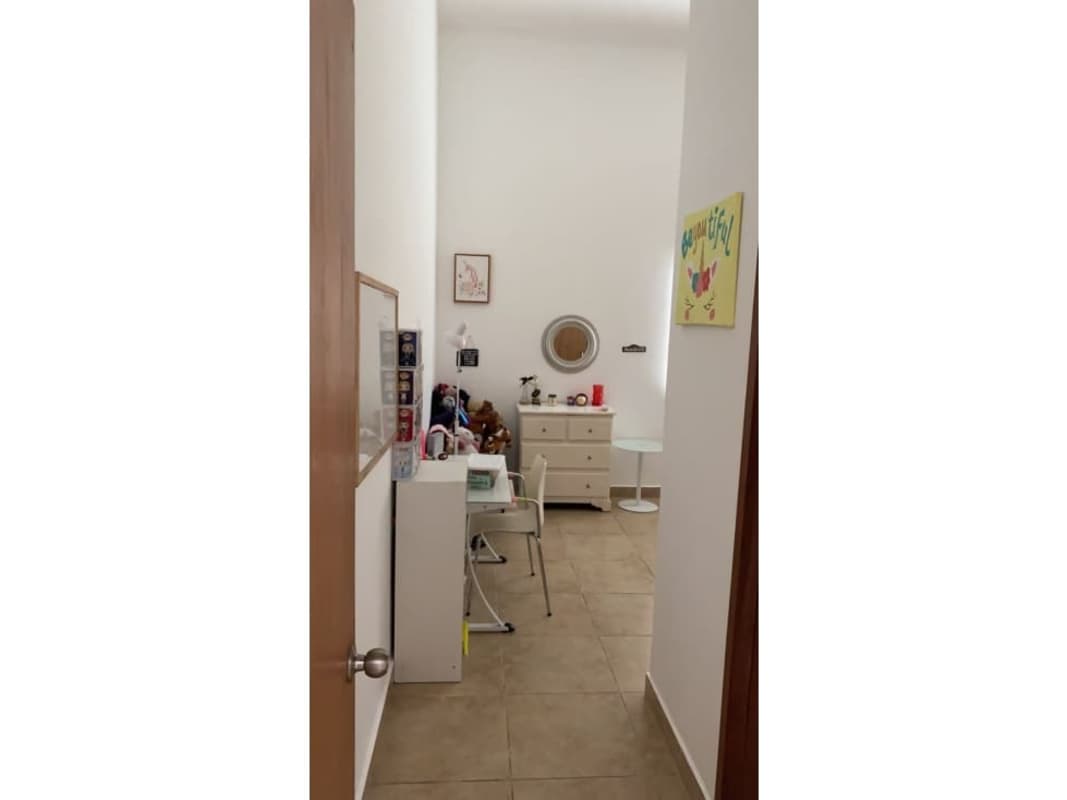 Spacious modern open kitchen with dining space in luxury house Altos de Panama Horizontes II