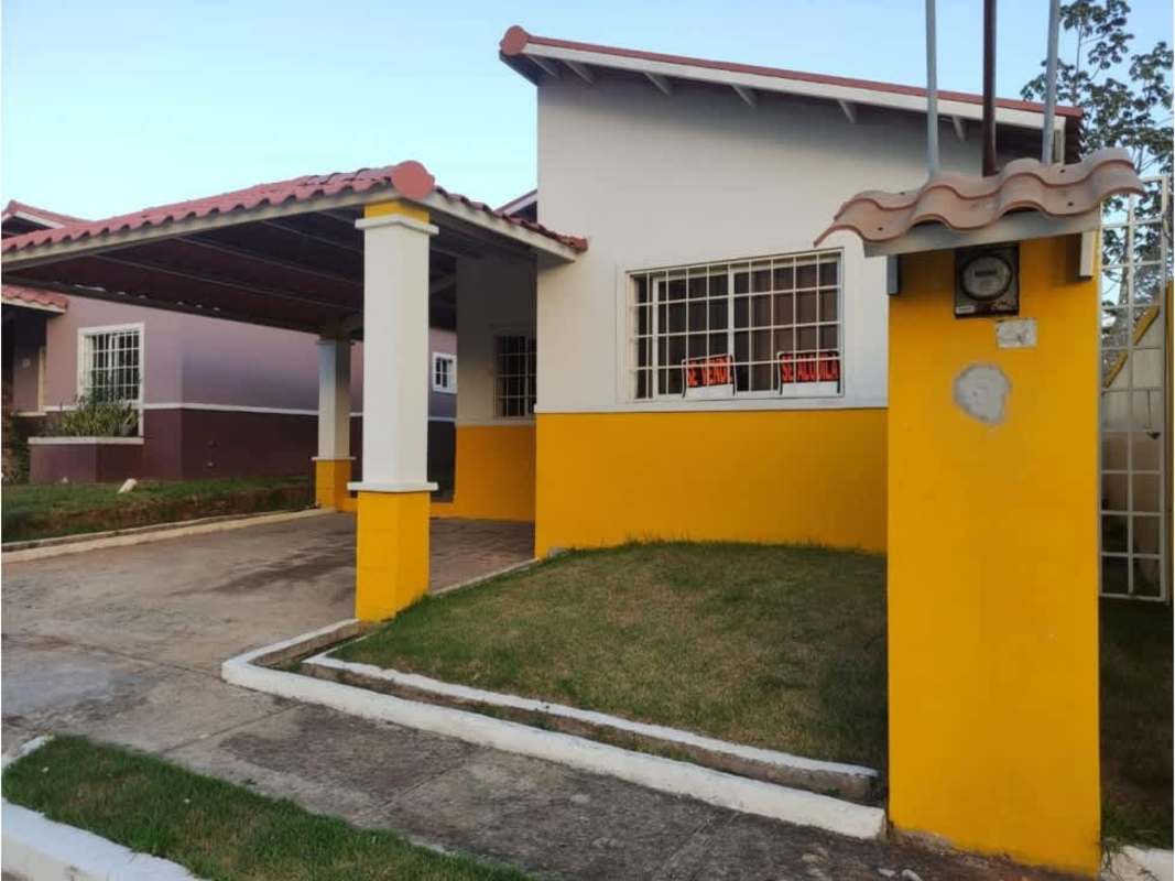 Spacious 3BR 3BA House for Sale Altos del Campo Chorrera