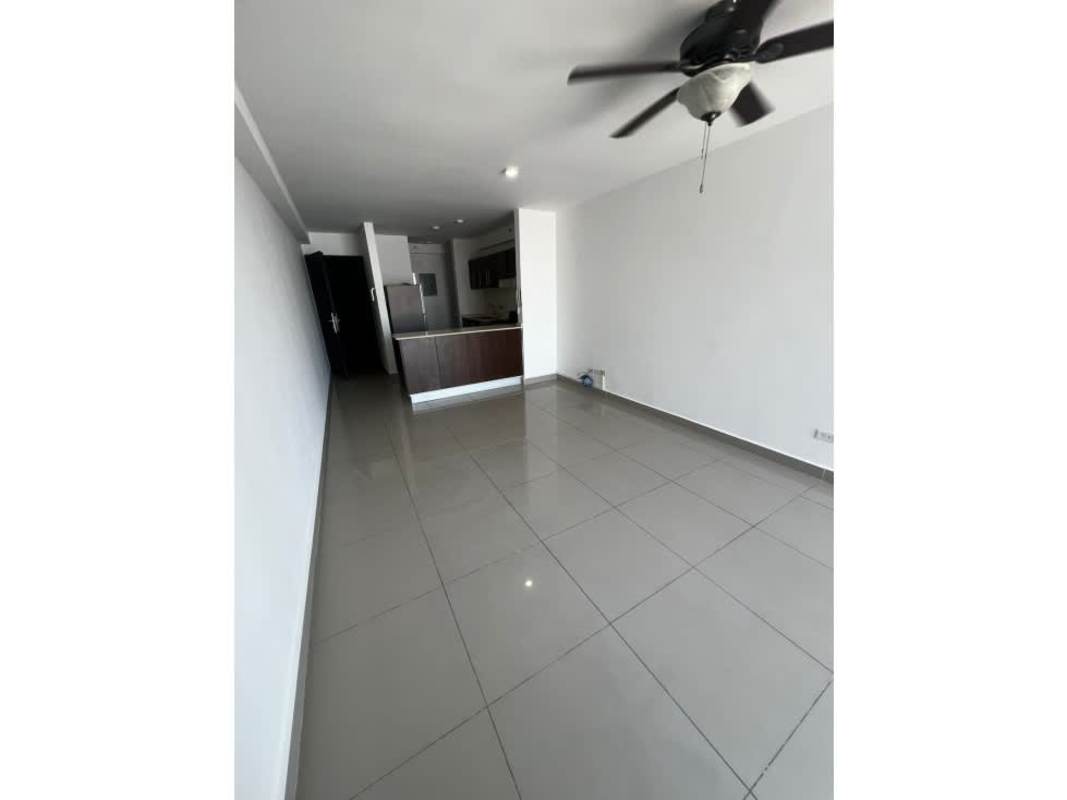 Modern 2BR Apartment PH Luma Vista Hermosa Near Metro