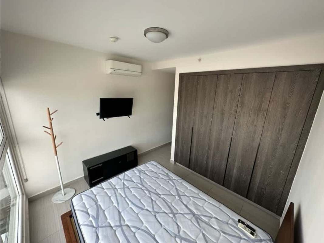 Fully equipped gym with panoramic windows PH Asia Costa del Este Panama