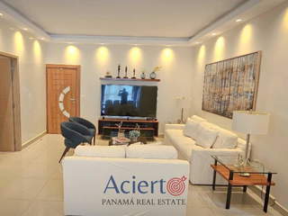 Apartment for Sale in San Francisco - 3 bedrooms