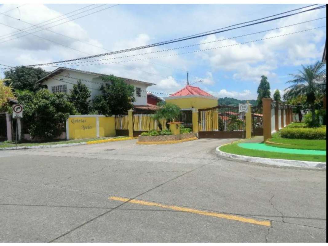 Spacious open plan living dining room with ceramic floors, natural light, ceiling fans in Panama house